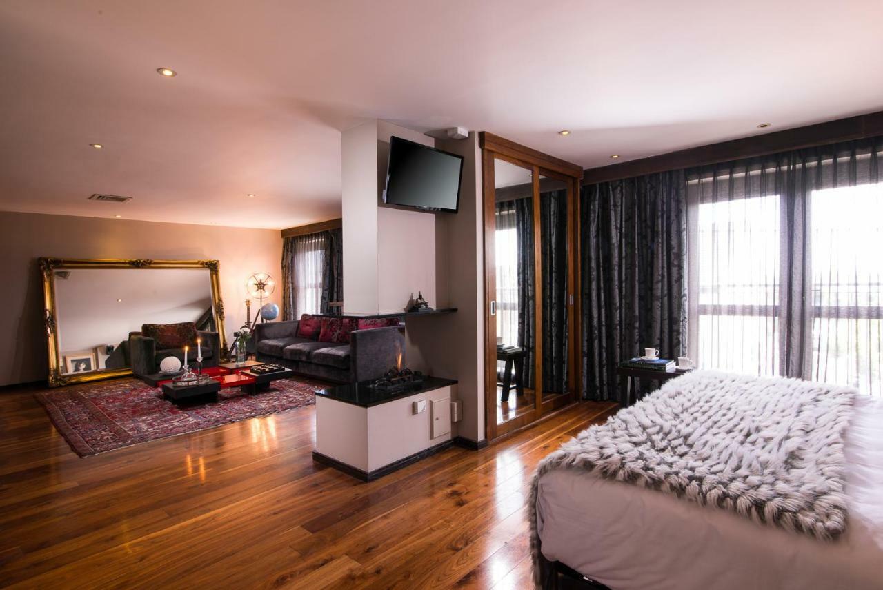 The Twelve Hotel بارنا المظهر الخارجي الصورة