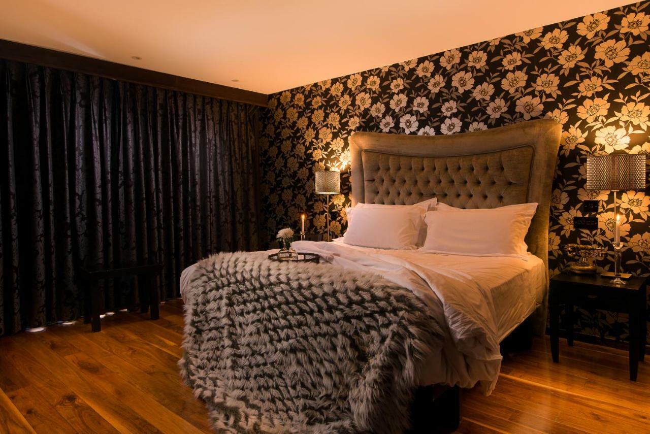 The Twelve Hotel بارنا المظهر الخارجي الصورة